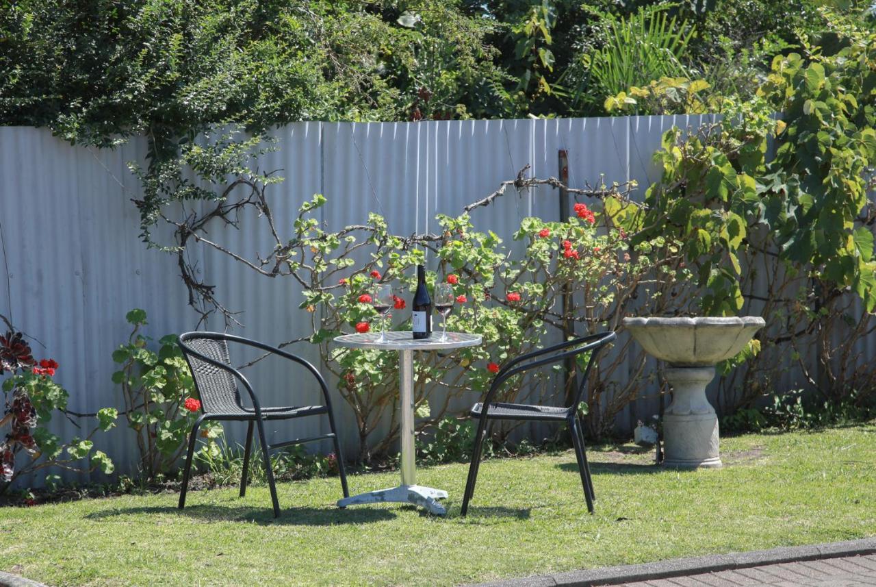 Bks Palm Court Motor Lodge Gisborne Exteriör bild